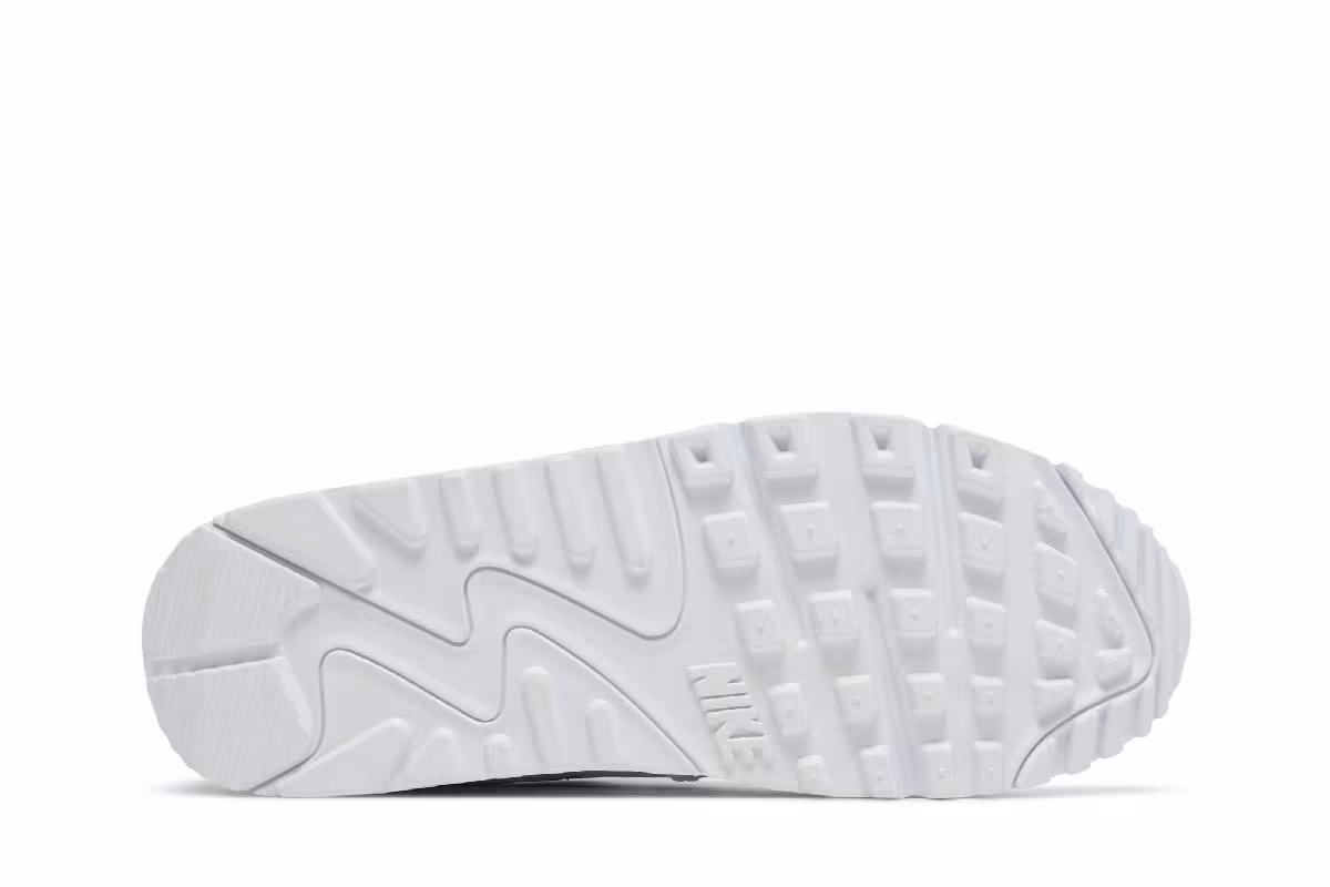 Nike Women's Air Max 90 AX Leopard Print, view 5