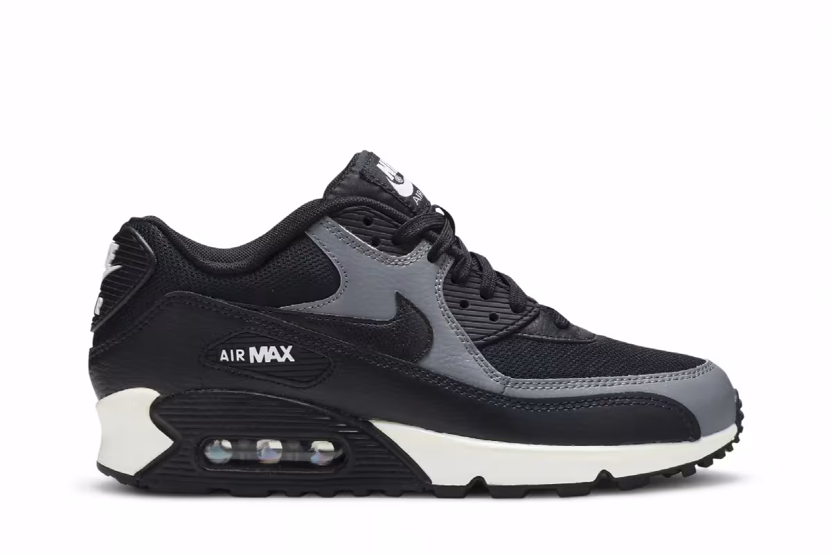 Nike Women's Air Max 90 Black Cool Grey, view 2