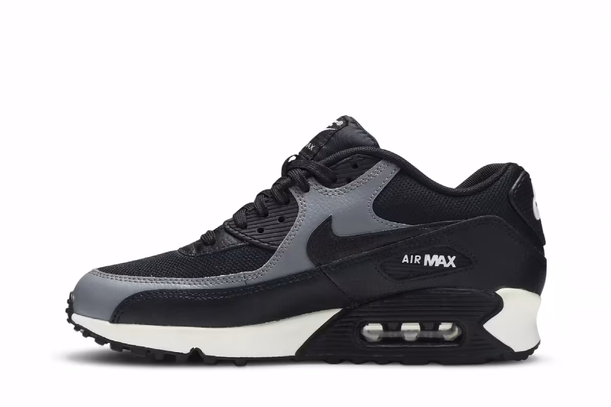 Nike Women's Air Max 90 Black Cool Grey, view 4