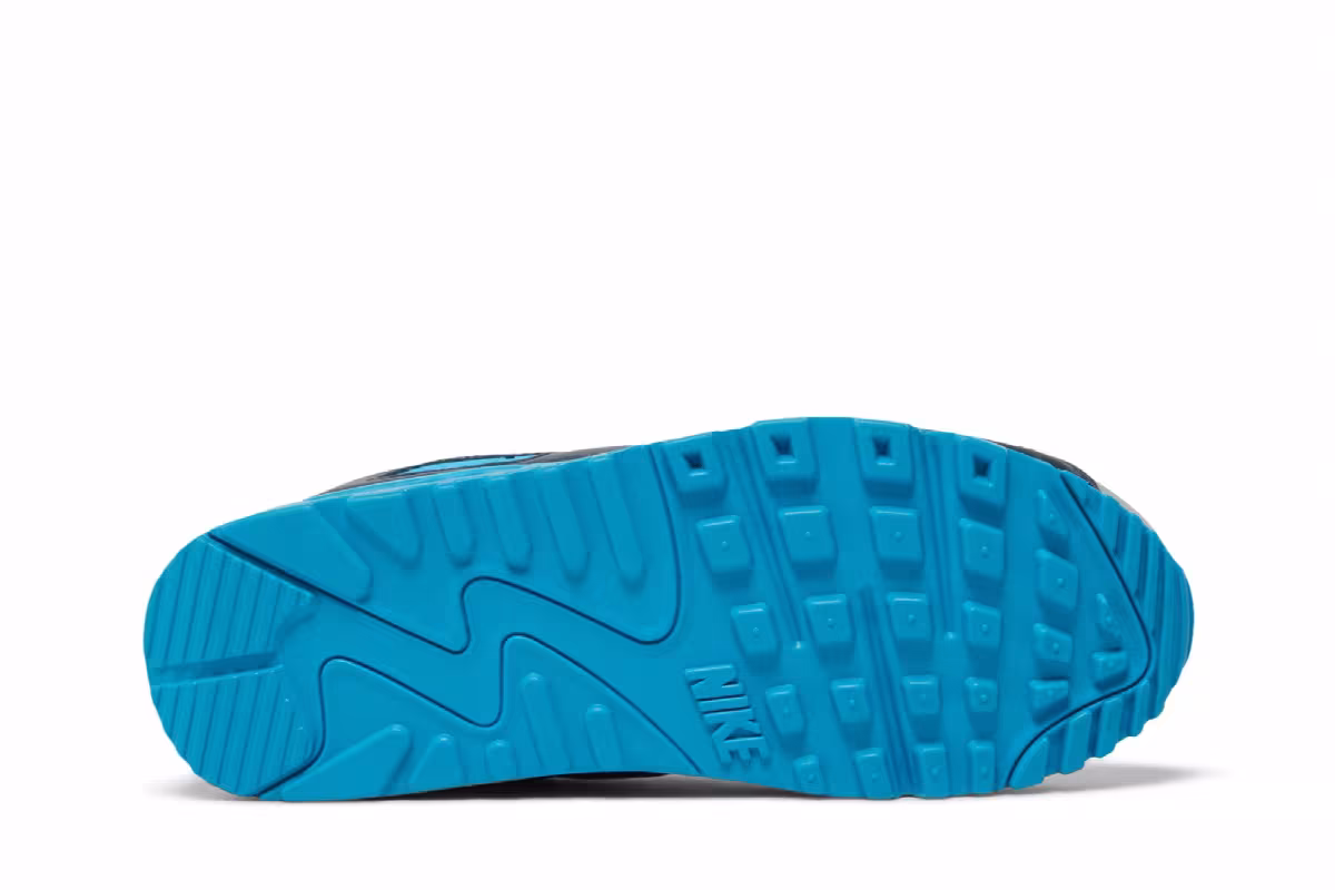 Nike Women's Air Max 90 iD, view 5