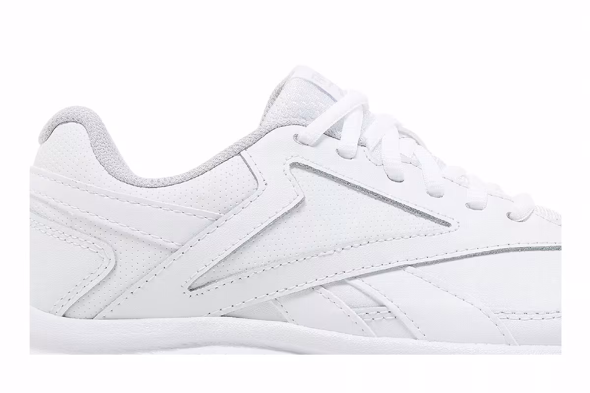 Reebok Women's Walk Ultra 7 DMX Max White, view 3